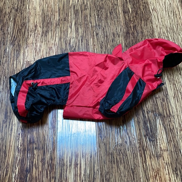Red black waterproof hooded snap front dog raincoat size medium - Picture 2 of 7
